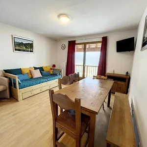 https://guzet-pyrenees-pied-des-pistes.midi-pyreneeshotels.com